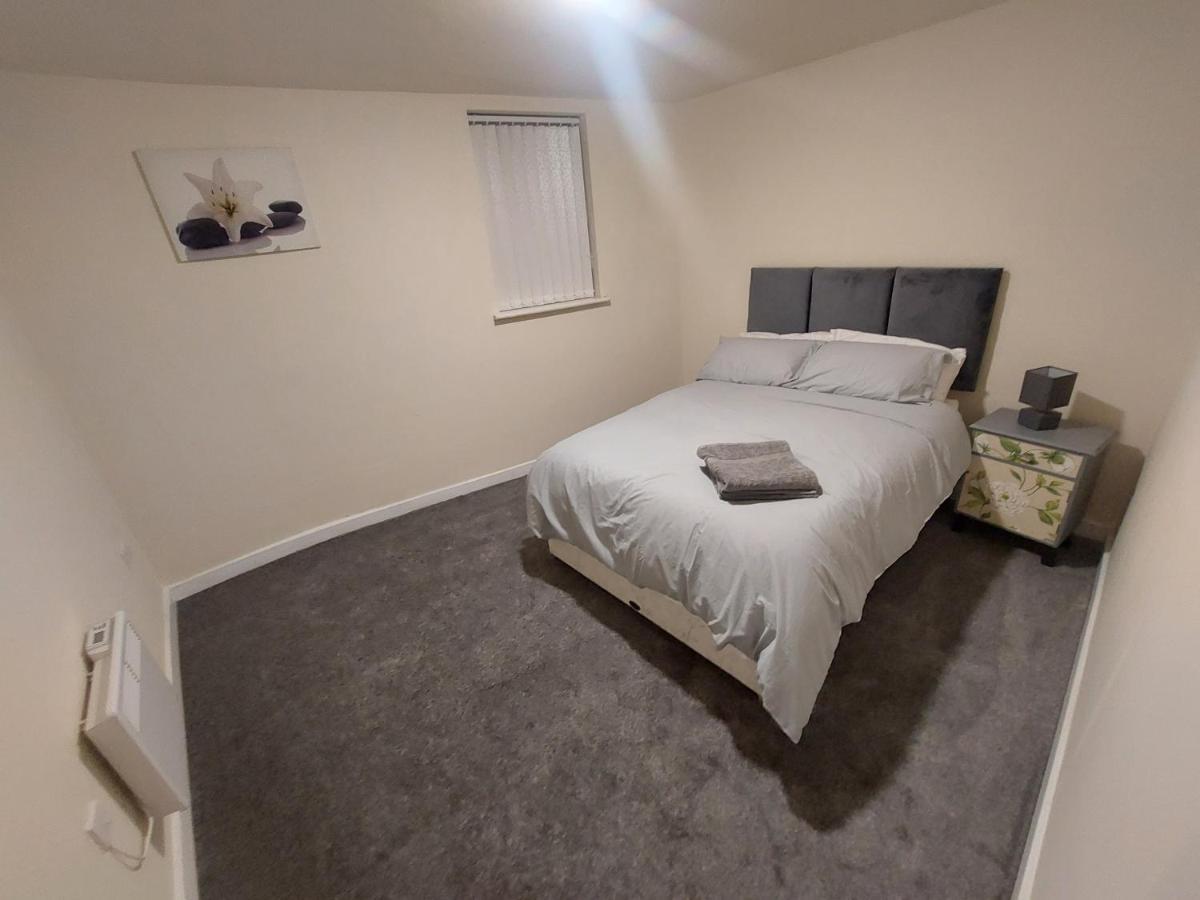 פליטווד 2 Large Bedroom Apartment- Wifi & Parking מראה חיצוני תמונה
